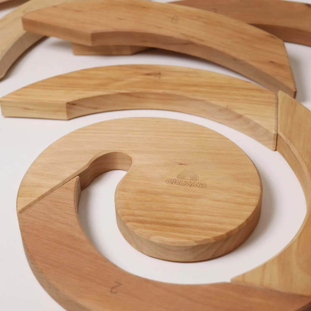 Wooden spiral close look.