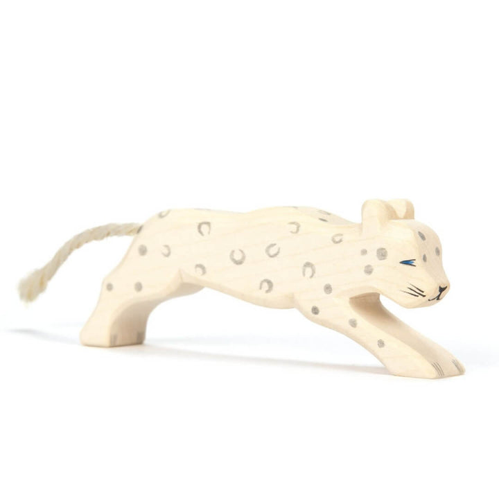 Ostheimer wooden snow leaopard figure.