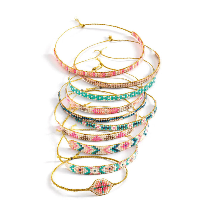 10 different beaded bracelets with different patterns