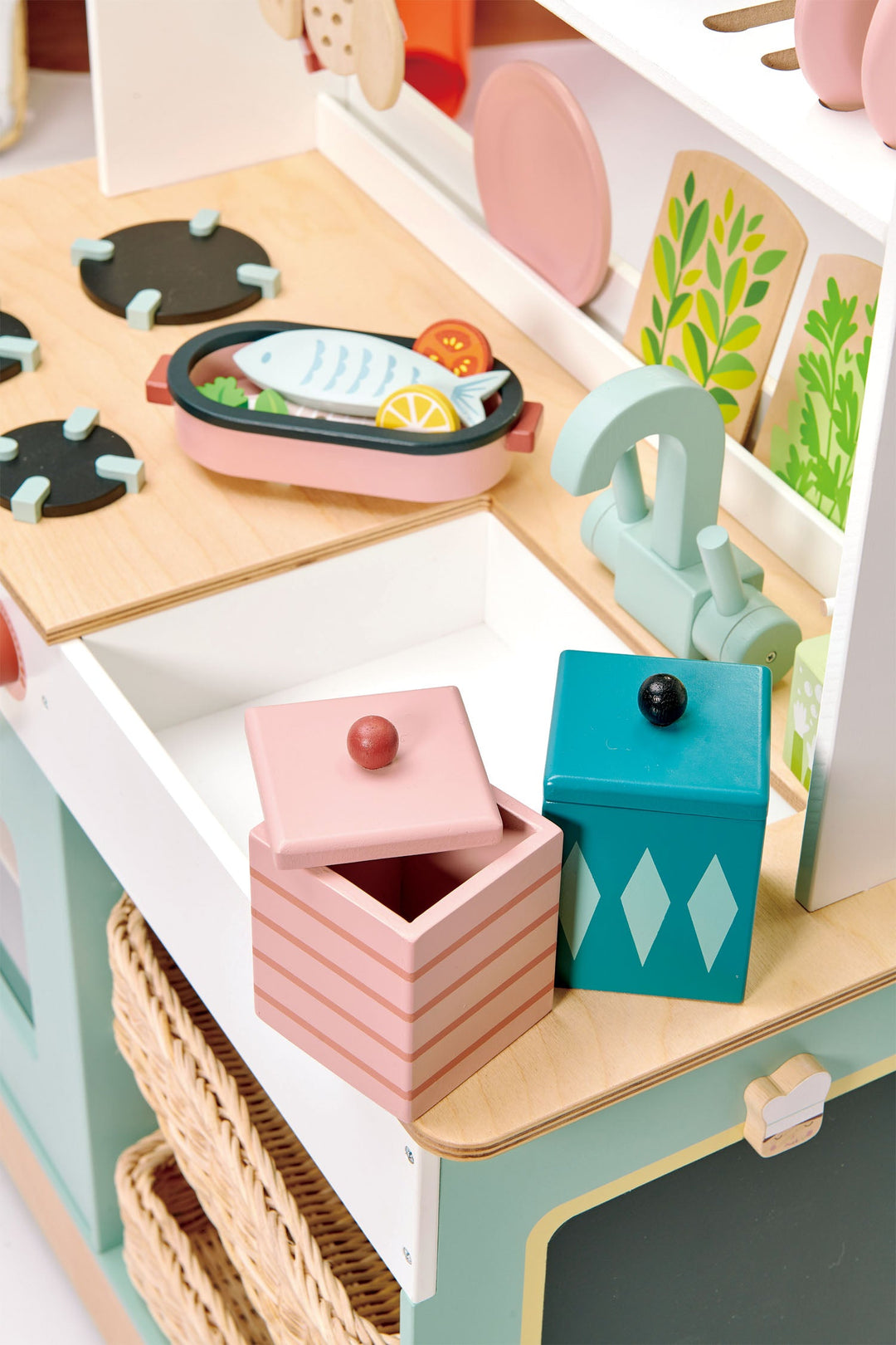 Tender Leaf - Kitchen Range - Bella Luna Toys
